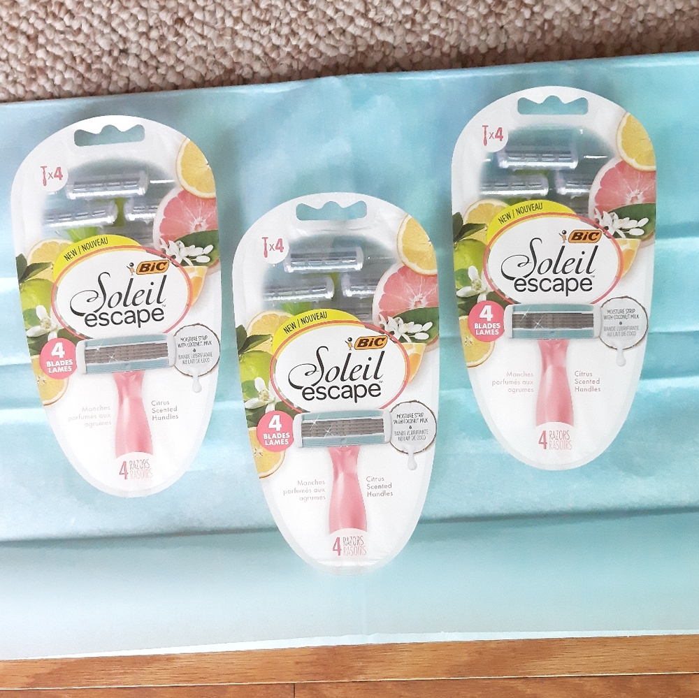 Bic Soleil Escape Razor Bundle - Picture 3 of 10